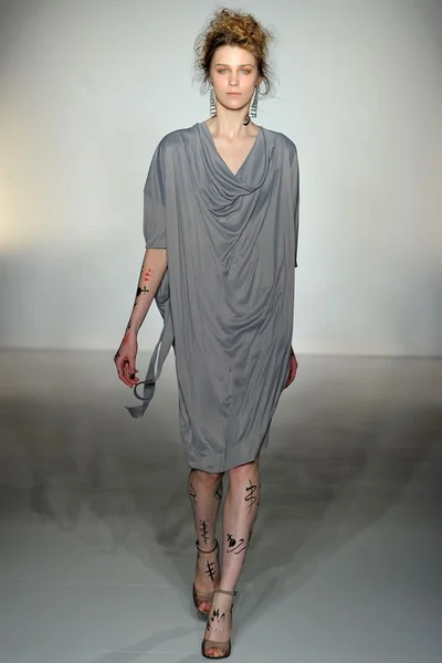Look 35